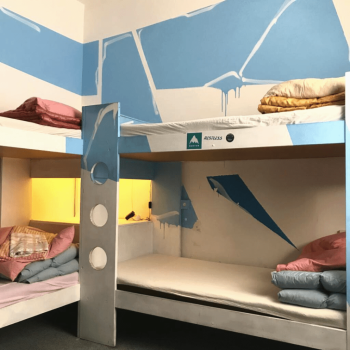 Společný pokoj Blue Hostel KlonDike